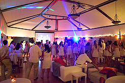 MI16 - THE MERCER ISLAND SWEET SIXTEEN